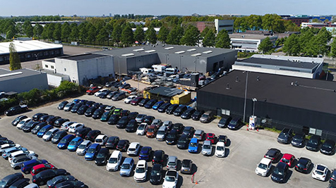 従業員駐車場の満空管理で、職場環境を改善
