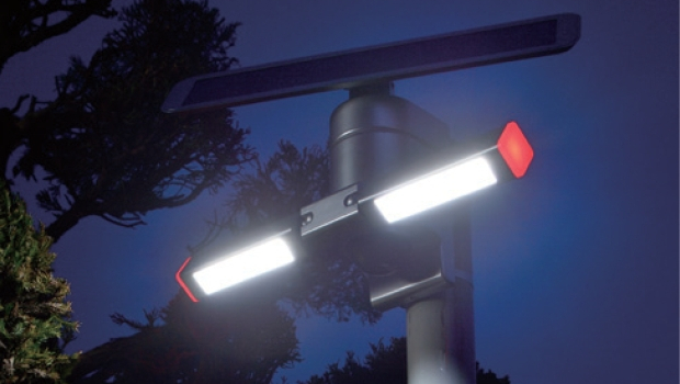 平常時から周辺住民へ避難経路であることを示す赤色表示灯